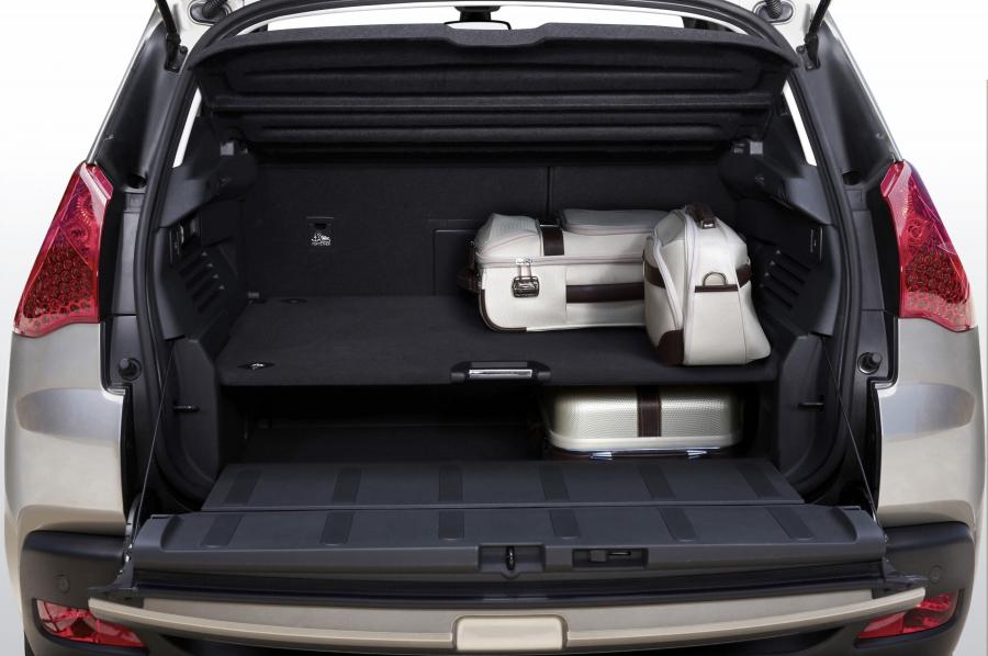  Peugeot 3008 2010 года  (фото 129 из 148)